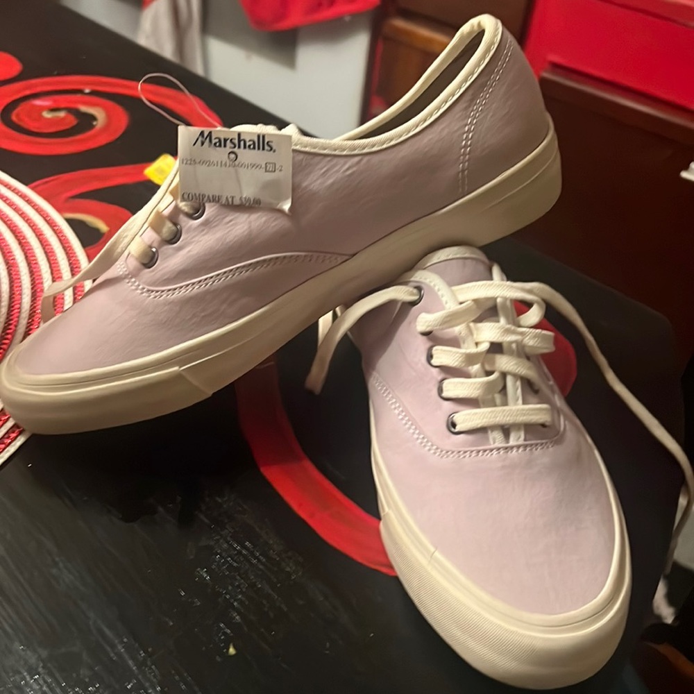 Woman’s shoes